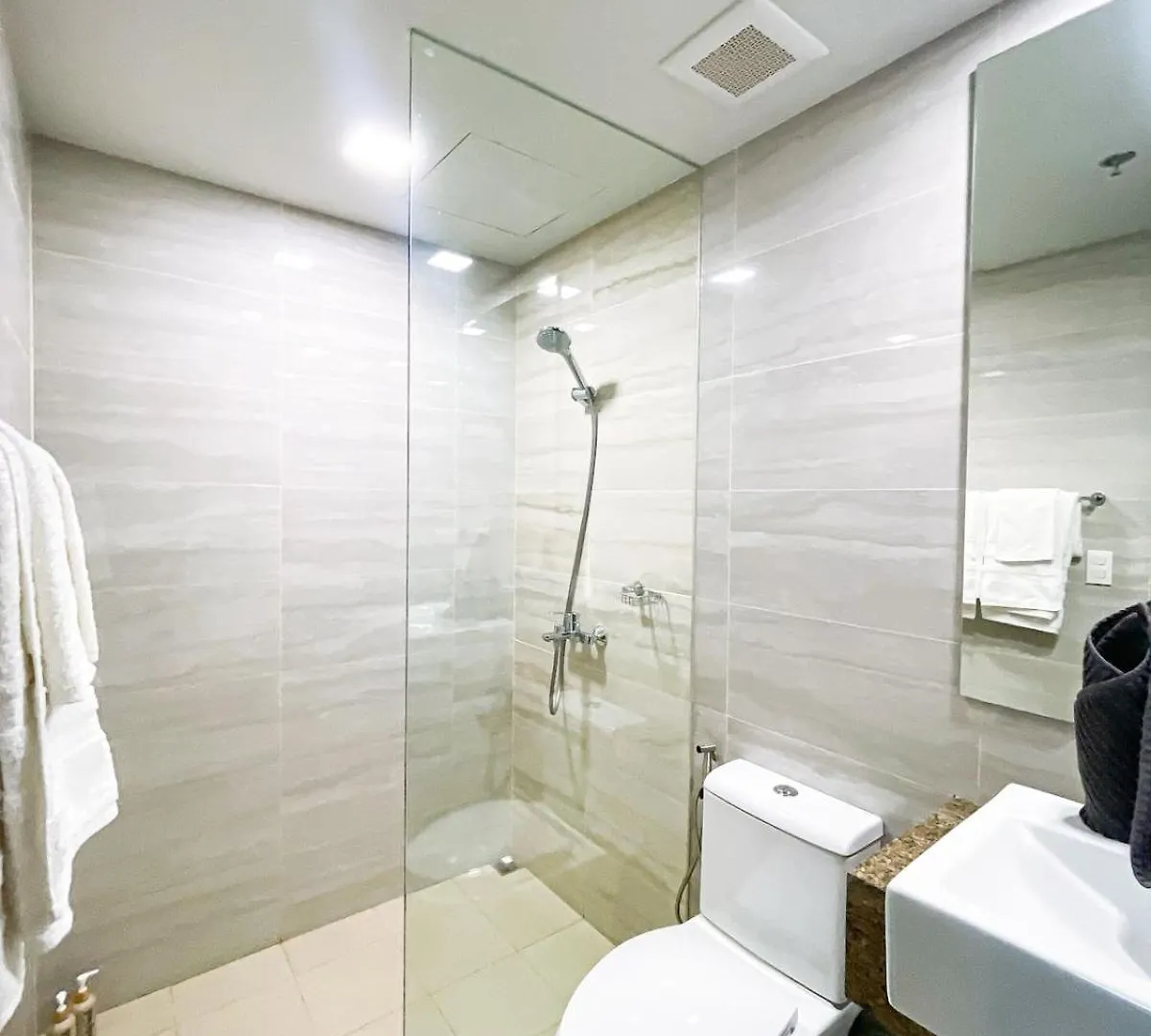 Appartamento Cozy 2Br Suite Near Airport & Okada, Infinity Pool Manila Filippine