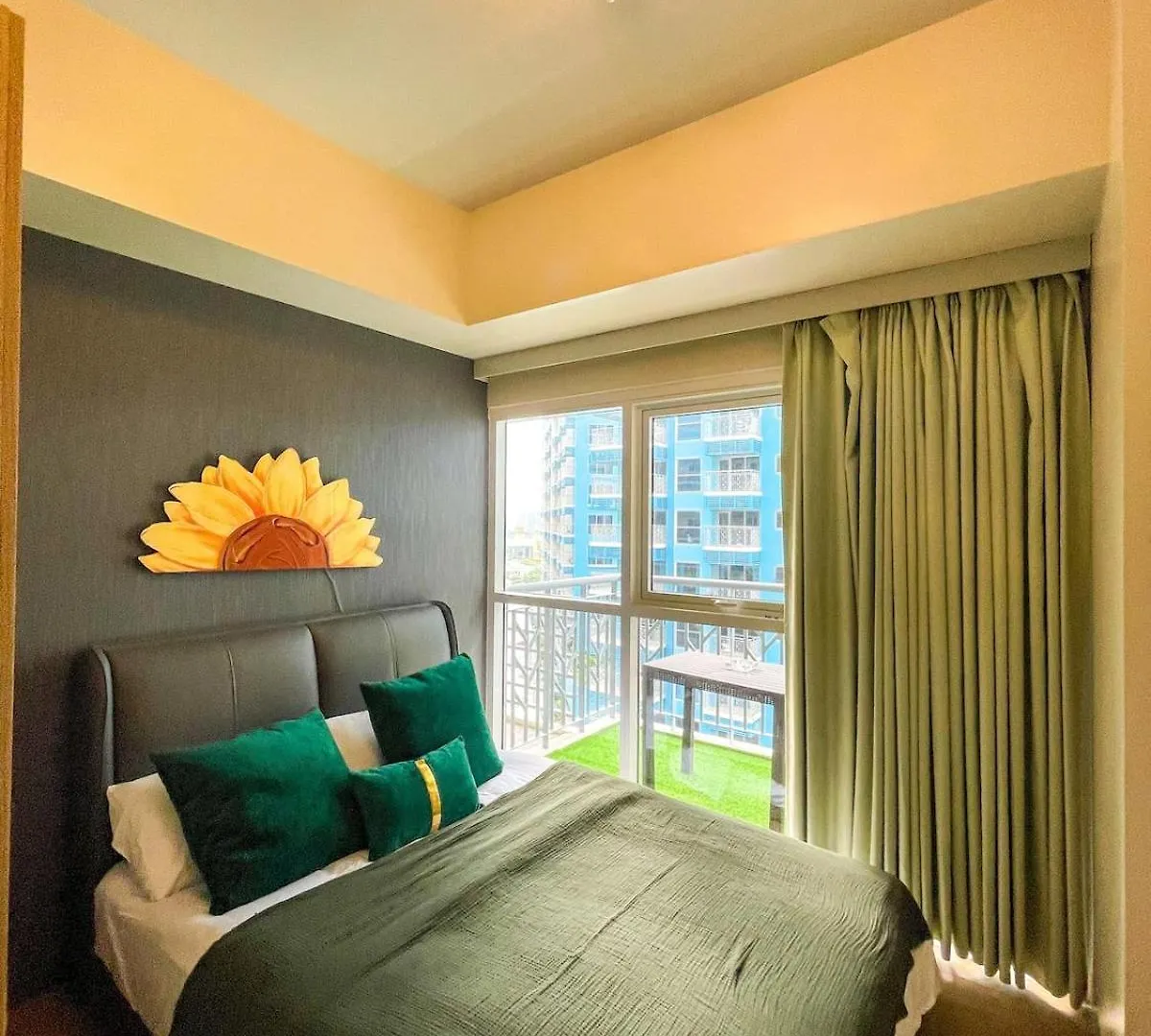 Cozy 2Br Suite Near Airport & Okada, Infinity Pool Manila